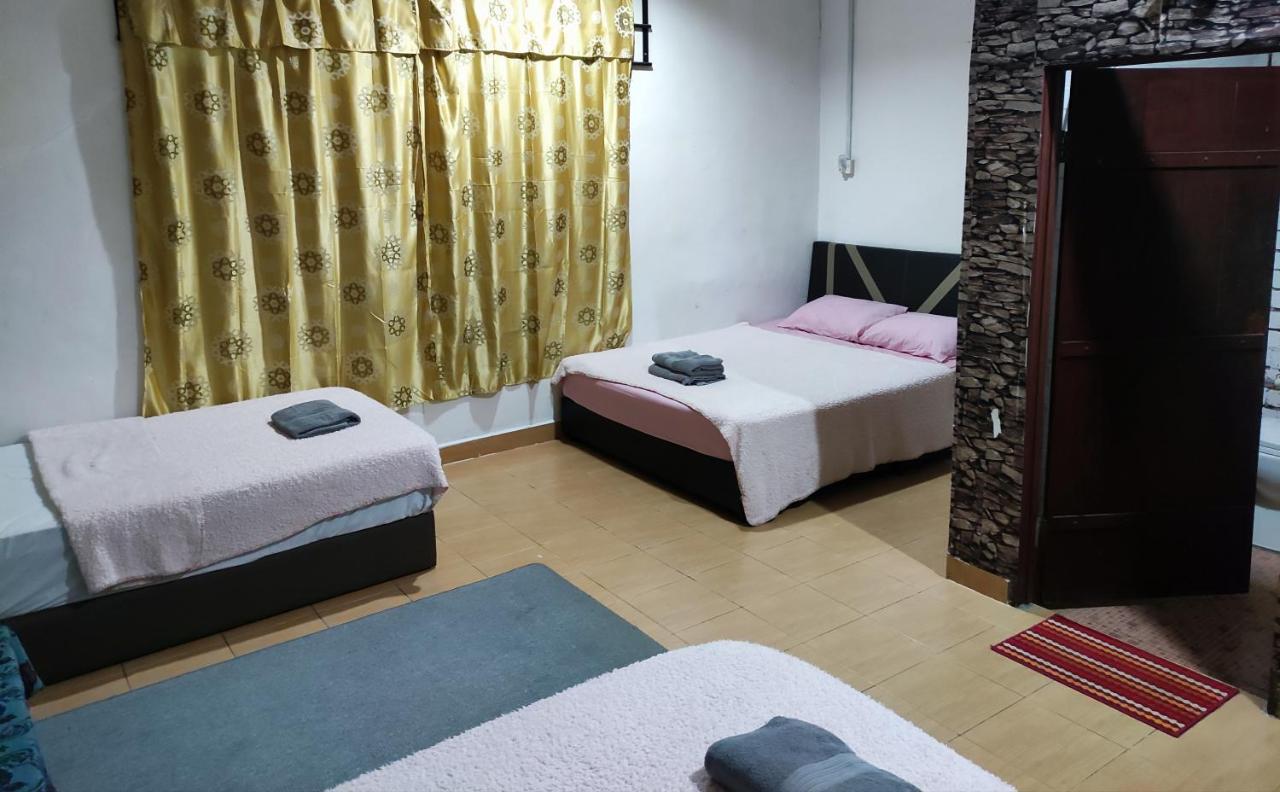Kencana Guest House Pantai Cenang  Zewnętrze zdjęcie